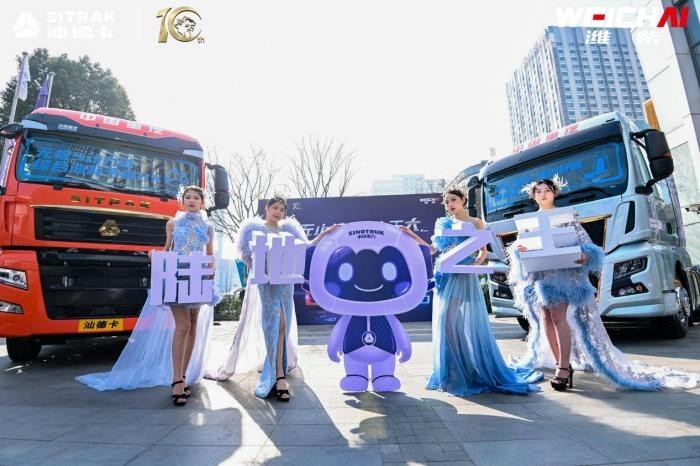 中國重汽汕德卡WP15T 680馬力陸地之王“汕”耀上市